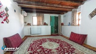 نمای داخلی اتاق 20 متری اقامتگاه بوم گردی کلبه شیبک - کلاله - روستای بهشتی